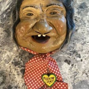 Meet your Posher, Elizabeth